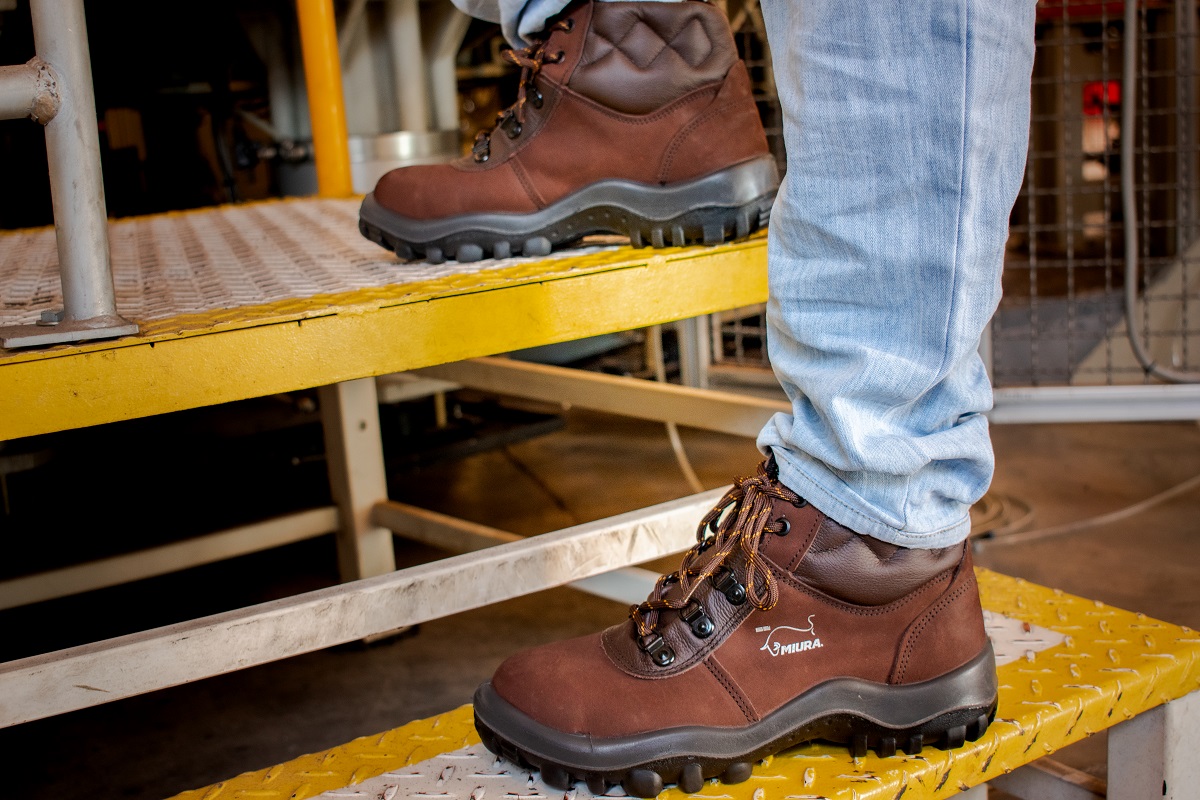 4850GL_CF_NB-15-FOTO